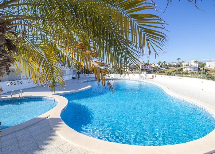 Renovated 2Bd Ac Wi-Fi Pool Beach 350M